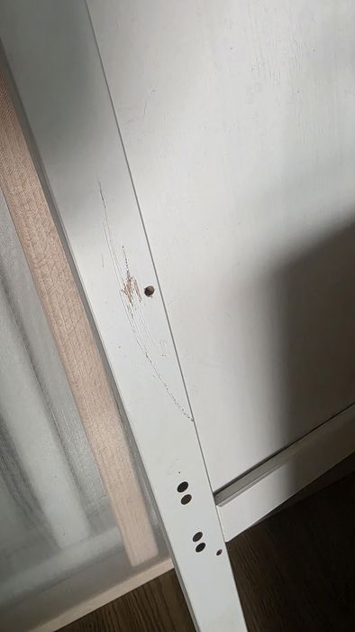 Vendo berço + colchão + resguardo + conjunto