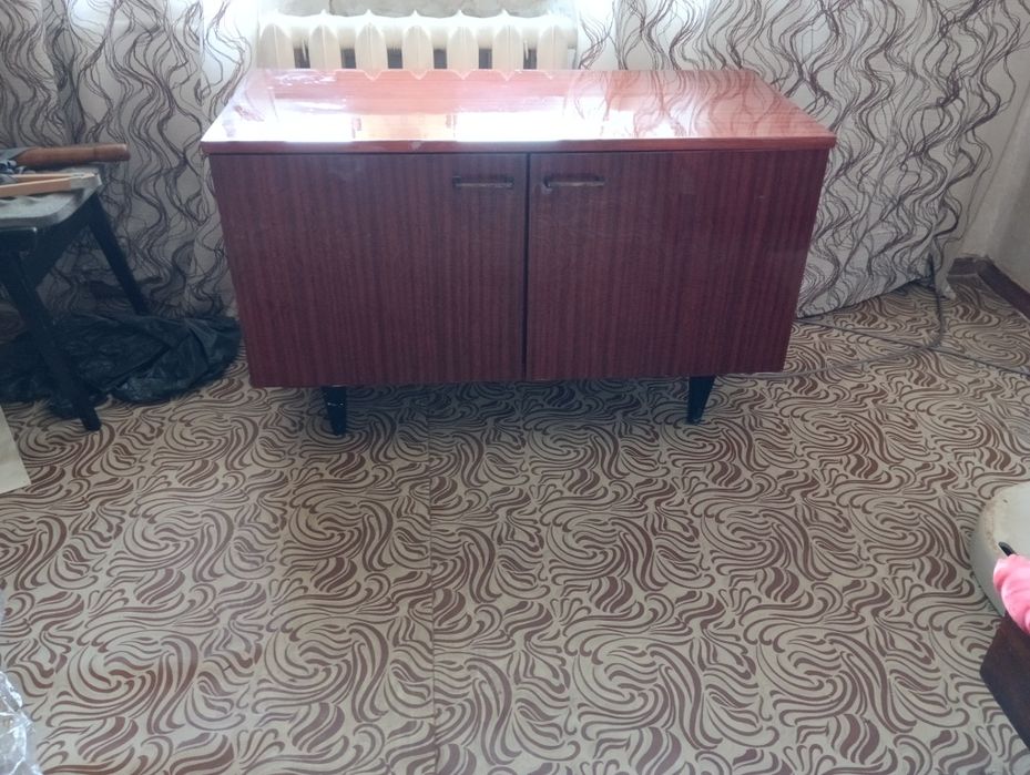 Гостинный стол,тумба.ссср