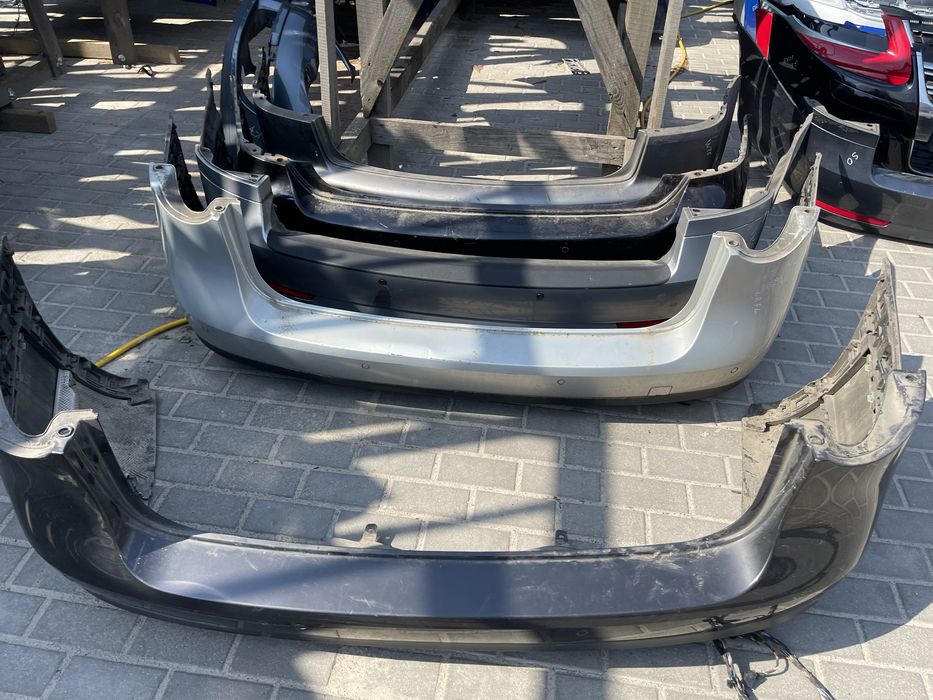Бампер передній VW Touran Passat B6 Golf 5/6 Джетта Шкода Октавія а5