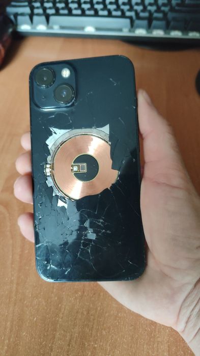 iPhone 13  128 GB ціна договірна