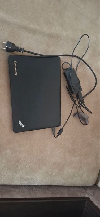 Нетбук Lenovo ThinkPad X121e