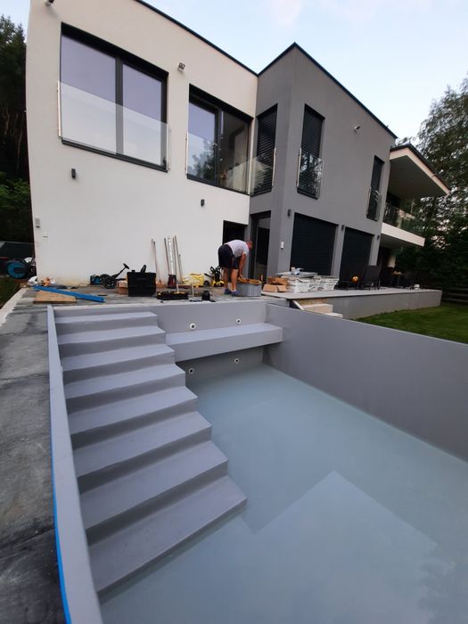 Foliowanie i budowa BASENÓW ogrodowych