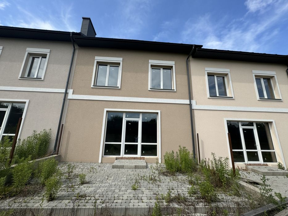 Таунхаус в Годилові (початок)