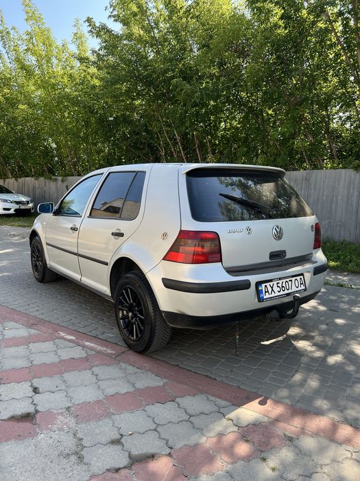 Volkswagen Golf 4 гбо