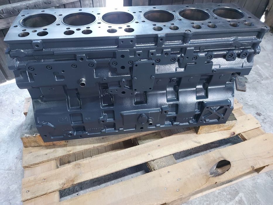 BLOK SILNIKA 453086426 84 AWF 8,4 litra 360 kM KOMBAJN FENDT 6335C 2019r