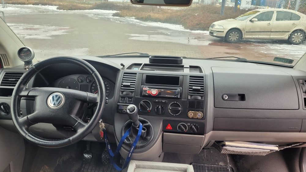 VW T5 - 9 osobowy - 1.9 TDI - Tempomat - Webasto - hak