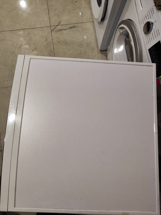 Сушильна машина Electrolux EDH 3498 RDL/EDH3498RDE 9 кг з Європи