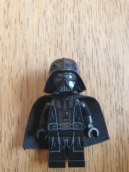 Figurka lego Darth Vader (Light Nougat Head) star wars