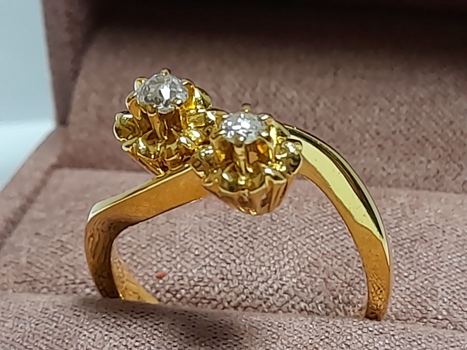 Złoty Pierścionek Rękodzieło Diamenty XXw 18k