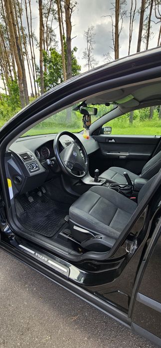 Volvo V 50 2005 рік 2.0 дизель для військових