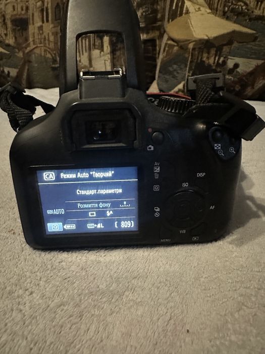 Фотоапарат canon d4000