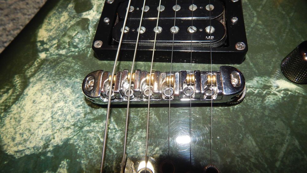 CORT KX5VN`08, Indonesia. Stainless Steel Frets.