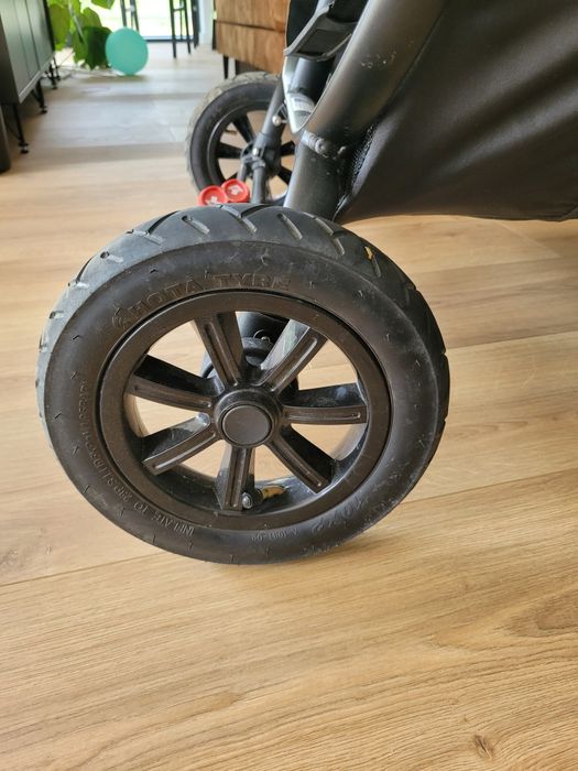 Valco Snap Duo Sport – wózek bliźniaczy, stan bardzo dobry, gwarancja
