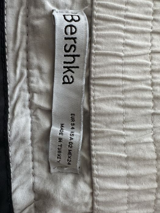 Брюки Bershka XS