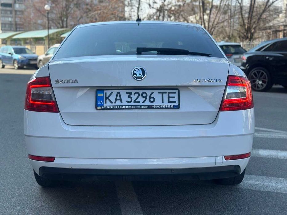 Skoda Octavia 2018 VIN TMBAG7NE8K0033568 фото оголошення 7 з 16