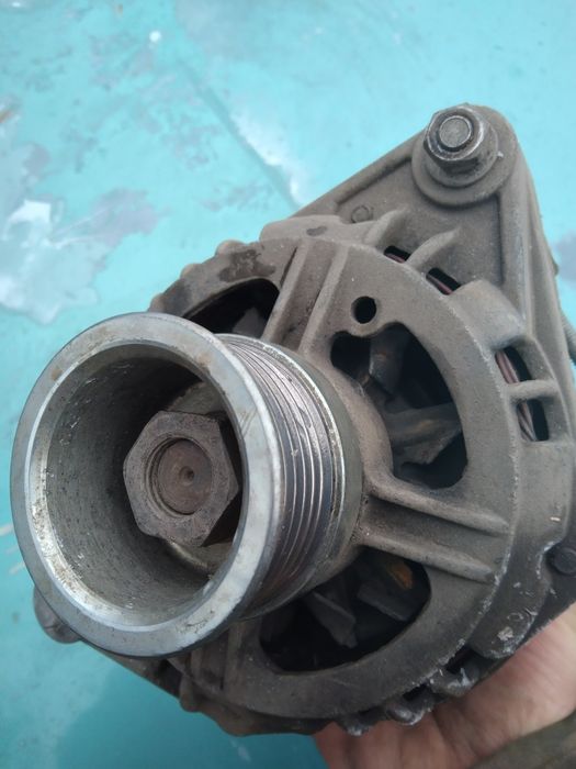 Продам запчасти ваз 2110