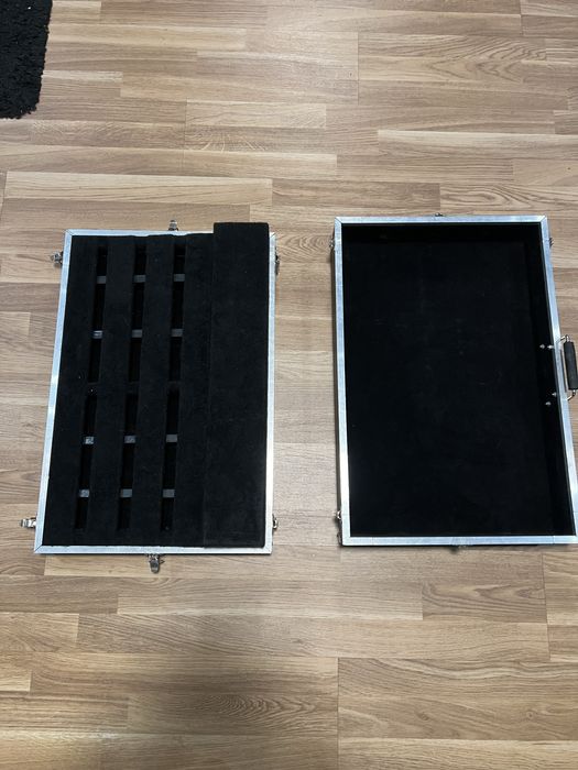 Pedalboard case custom