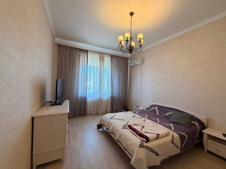 Продам дом в первой линии моря, Каролино-Бугаз, с ремонтом