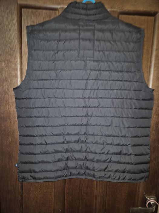 жилет чоловічий  gap xl
