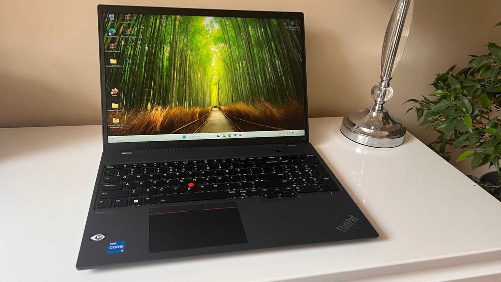 Lenovo ThinkPad T16 i5-12gen, 16GB DDR, 1TB SSD, 16" IPS, WIN11 PL