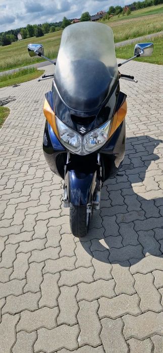 Suzuki Burgman 400