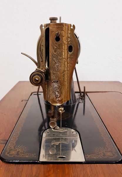 Máquina de Costura Singer Classe 15K64298090572035123