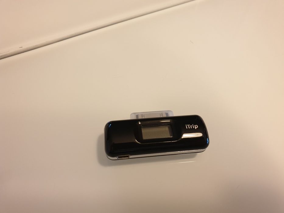 Emissores FM + Bluetooth auto