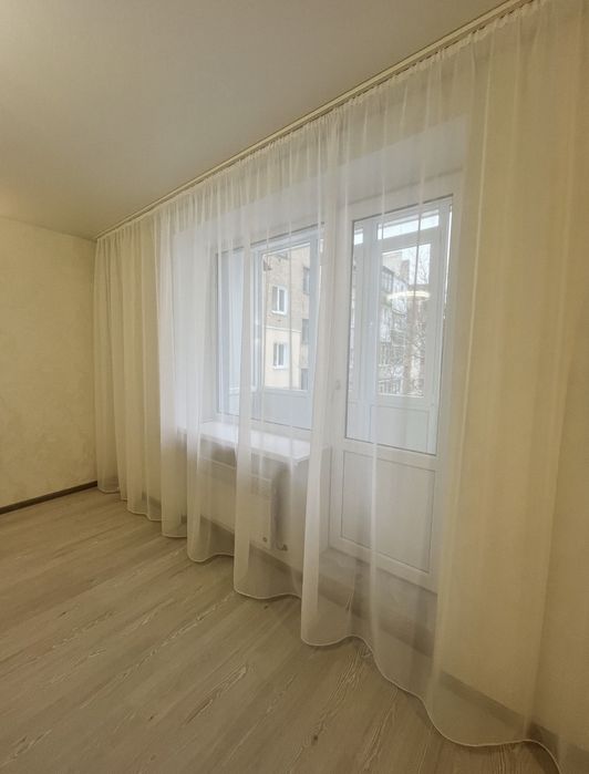 Продаж 1 кімнатної квартири з сучасним ремонтом. Р-н 13 школа Дендропарк. Є відео
