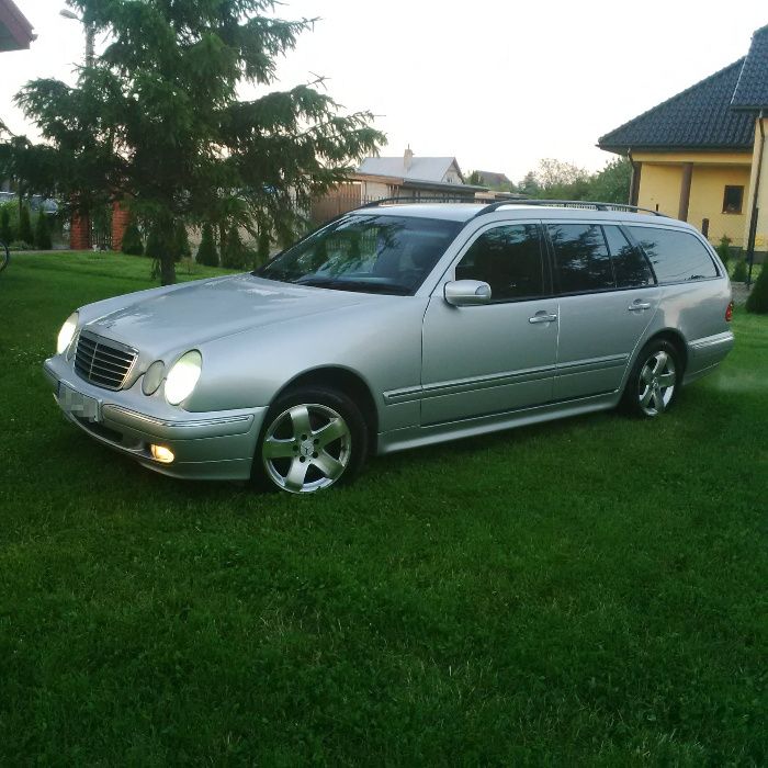 Mercedes W210 E Klasa Kombi Progi Nakładki progowe