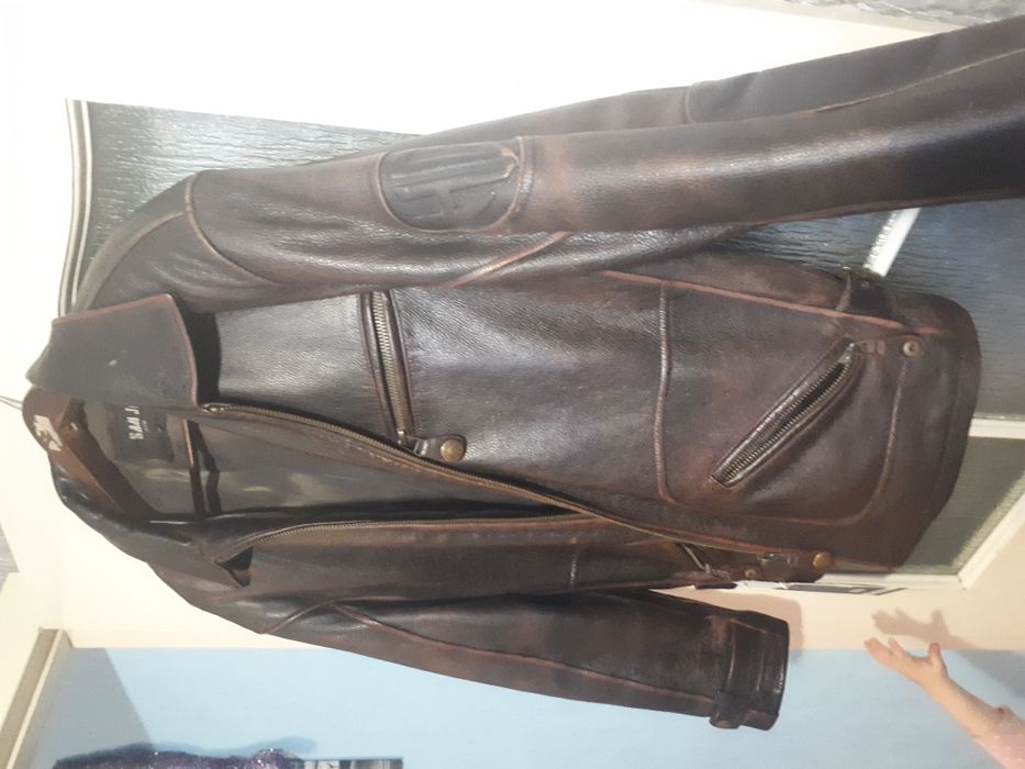 Кожаная демисезонная куртка HD