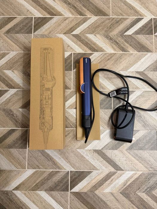 Випрямляч  Aistrait dyson (оригінал)