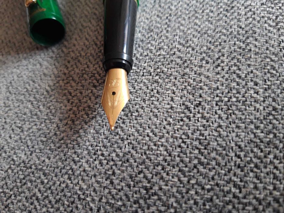 Caneta de tinta permanente REYNOLDS
