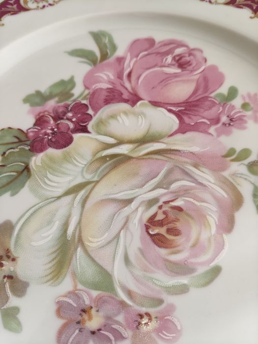 Prato bolo e talheres porcelana Limoges com estojo