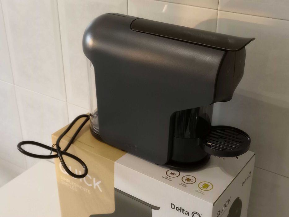 Maquina café Quick para cápsulas Delta Q (nova, nunca usada)