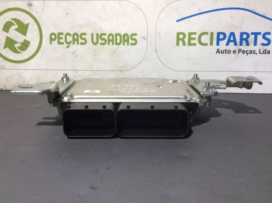 Centralina do motor Honda Accord 2.2 CDTi  0281013008   37820-RBD-G74