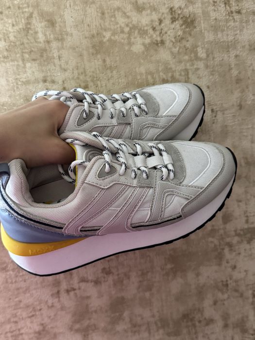 Кросівки new balance puma ecco geox