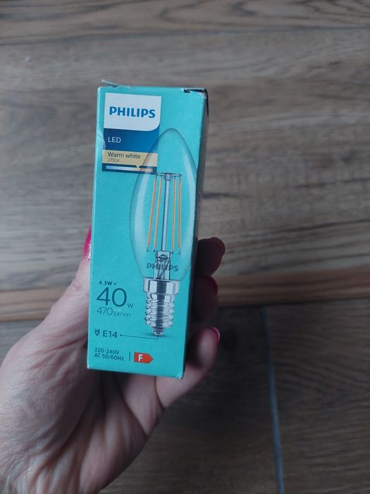 Żarówka led philips 40w ciepła biel
