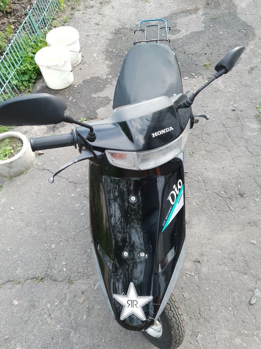Продам скутер Хонда Діо 18 з регістрацією.