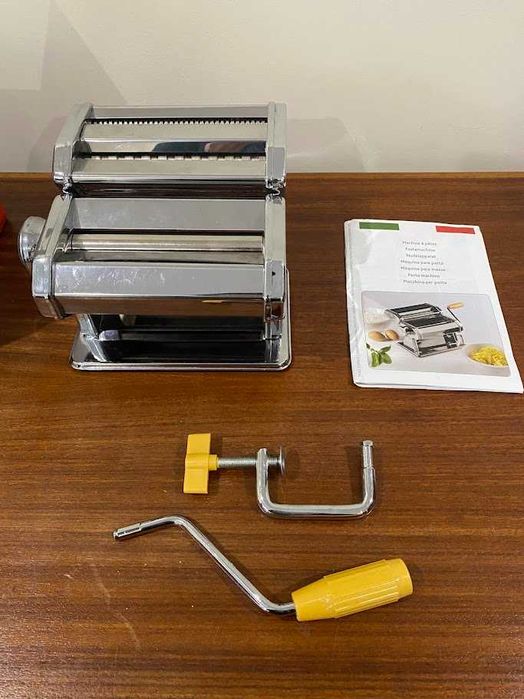 Máquina para massa fresca