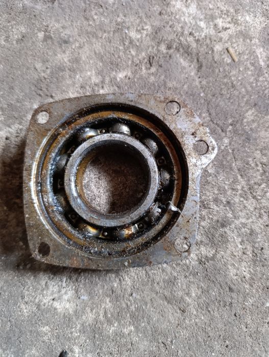 Колінвал Урал кришки мотора інше