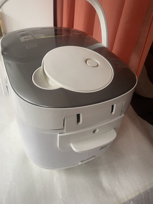Мультиварка Moulinex Serie R24