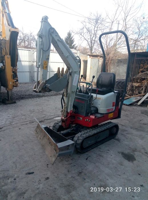 Послуги екскаватора навантажувача мініекскаватор