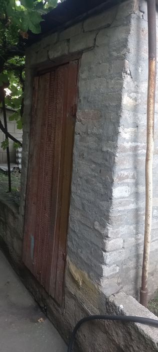 Продам Дом р-н 28школы 3к,гараж,хоз.постр,погреб, 5с.земли.