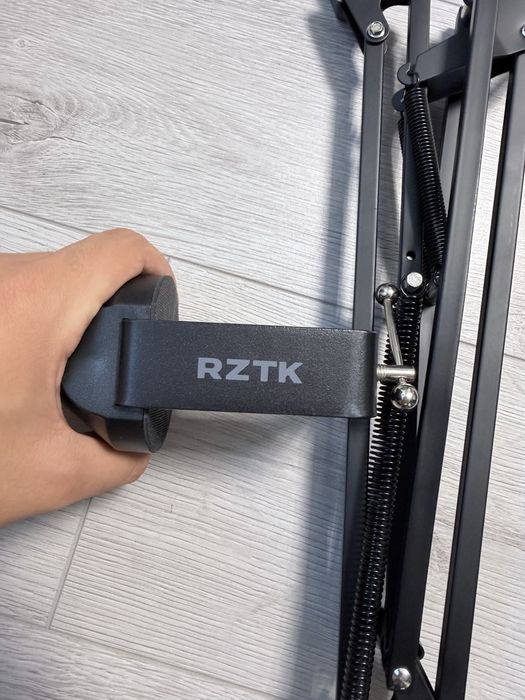 Продам кронштейн для мікрофона RZTK