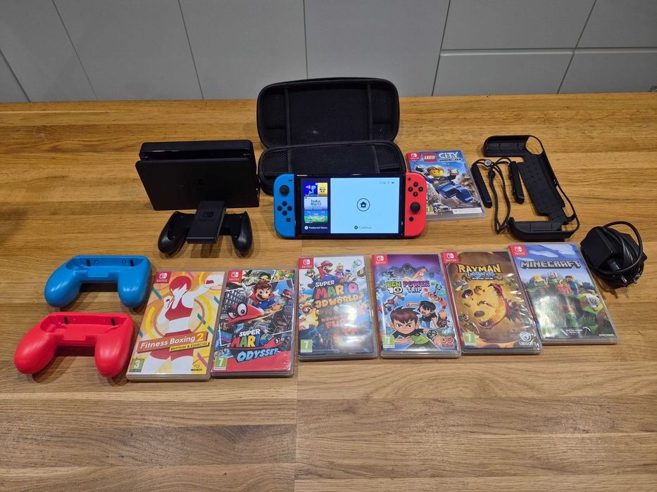 Nintendo SWITCH OLED Zestaw z Grami