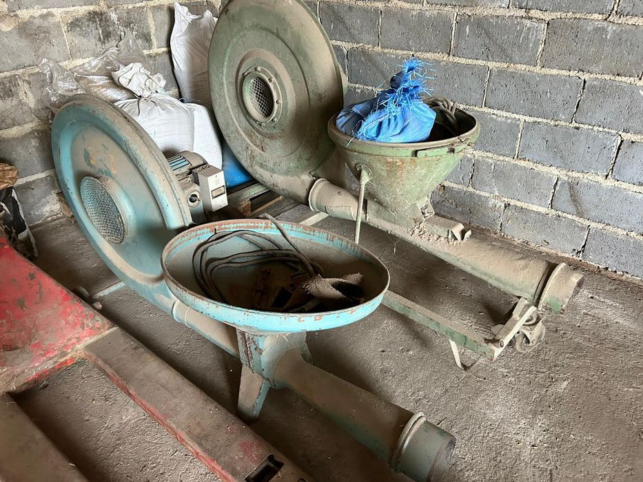 Mieszalnik śrutownik bijakowy walcowy dmuchawa do ziarna wom kukurydzy