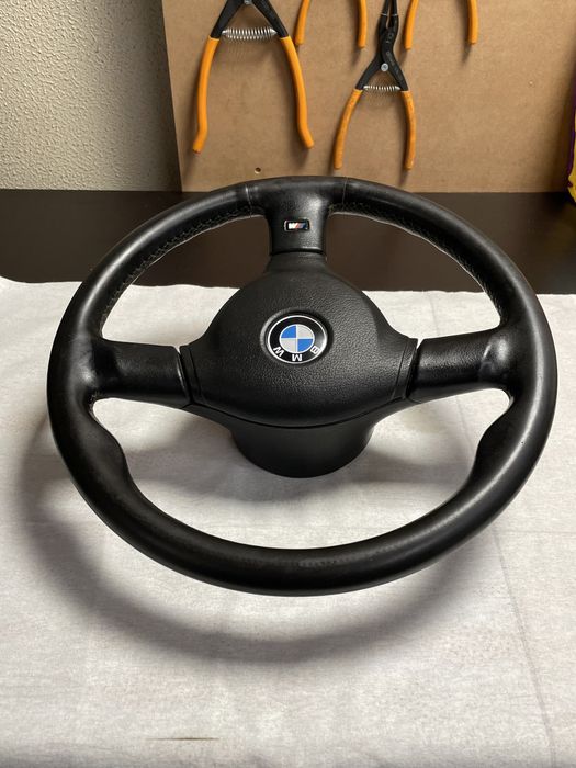 Volante Mtech 1 e 2 370mm