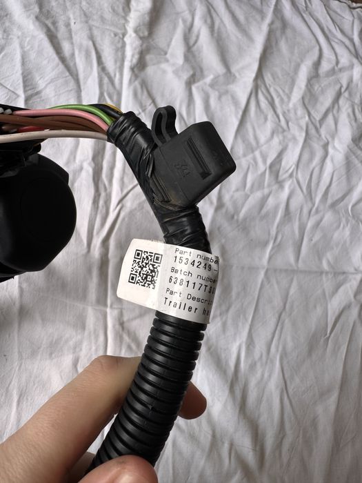 оригінальна проводка (жгут) для фаркопа Tesla Model Y