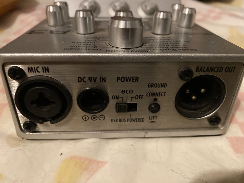 Zoom A3 Prem Amp acústico e processador de efeitos