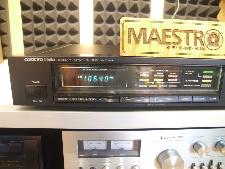 Тюнер Onkyo Integra T-4250. JAPAN. Супер стан. Без передплати